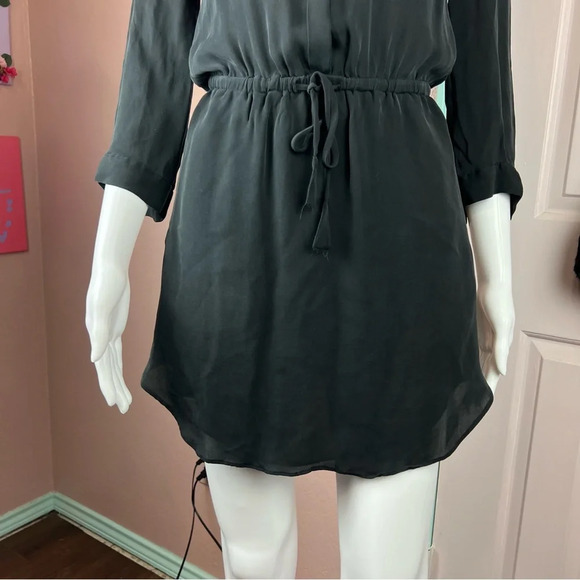 Babaton Silk Bennett Dress - Picture 14 of 16